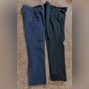 TWO PAIRS Gloria Vanderbilt jeans for ONE PRICE! Amanda, 12R
Dk blue and Black